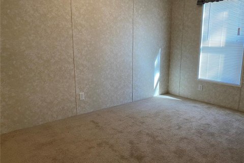 Apartamento en alquiler en Melrose, Florida, 3 dormitorios, 139.35 m2 № 1828449 - foto 11