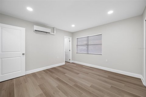Appartement à louer à Tampa, Floride: 2 chambres, 97.55 m2 № 2434898 - photo 8
