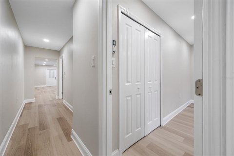 Appartement à louer à Tampa, Floride: 2 chambres, 97.55 m2 № 2434898 - photo 9