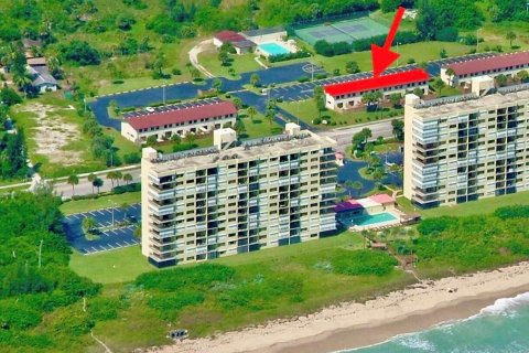 Adosado en Hutchinson Island South, Florida 2 dormitorios, 114.64 m2 № 2085086