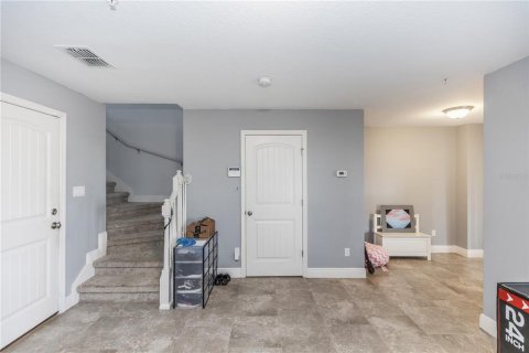 Townhouse in Orlando, Florida 3 bedrooms, 213.3 sq.m. № 1532424 - photo 6