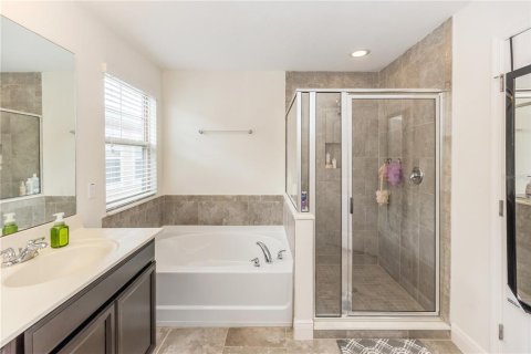 Townhouse in Orlando, Florida 3 bedrooms, 213.3 sq.m. № 1532424 - photo 17