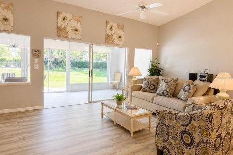 Copropriété à vendre à Sun City Center, Floride: 2 chambres, 145.3 m2 № 2220640 - photo 7