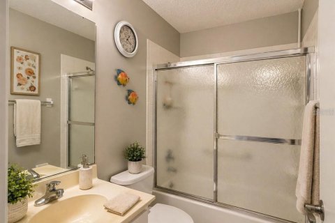 Copropriété à vendre à Sun City Center, Floride: 2 chambres, 145.3 m2 № 2220640 - photo 14
