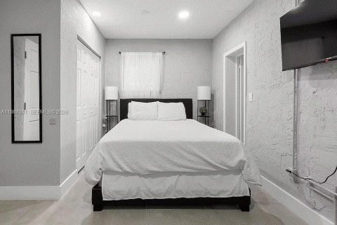 Villa ou maison à vendre à Oakland Park, Floride: 4 chambres, 94.02 m2 № 2048753 - photo 10