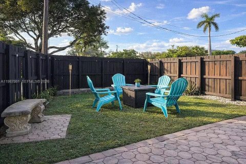 Villa ou maison à vendre à Oakland Park, Floride: 4 chambres, 94.02 m2 № 2048753 - photo 22