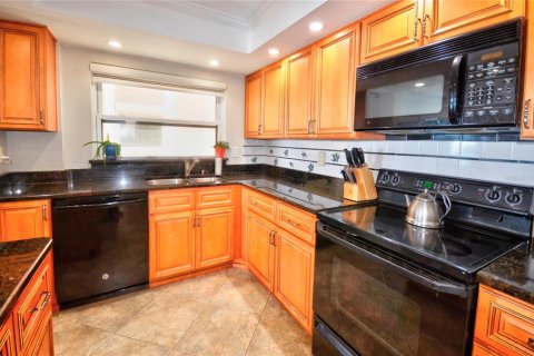 Condo in Ponce Inlet, Florida, 3 bedrooms  № 1760259 - photo 11