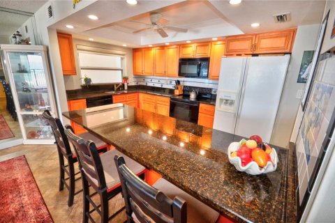 Condo in Ponce Inlet, Florida, 3 bedrooms  № 1760259 - photo 14