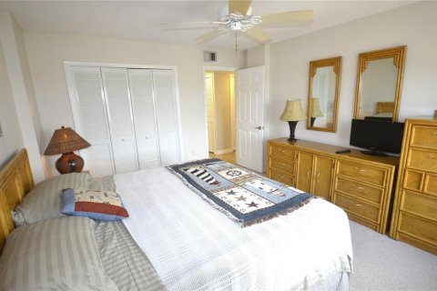 Condo in Ponce Inlet, Florida, 3 bedrooms  № 1760259 - photo 24