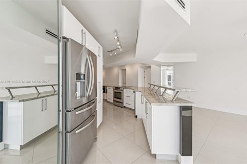Copropriété à vendre à Miami Beach, Floride: 3 chambres, 157.93 m2 № 1946615 - photo 9
