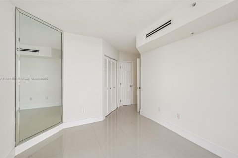 Copropriété à vendre à Miami Beach, Floride: 3 chambres, 157.93 m2 № 1946615 - photo 27