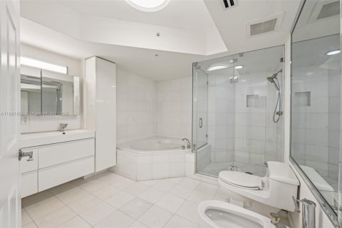 Copropriété à vendre à Miami Beach, Floride: 3 chambres, 157.93 m2 № 1946615 - photo 15