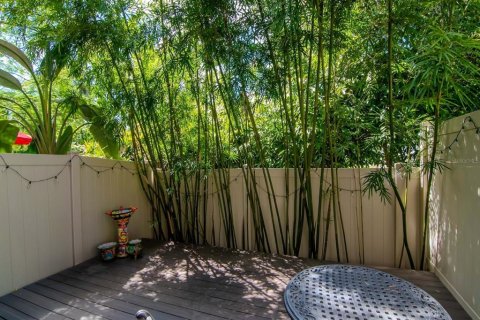 Townhouse in Tampa, Florida 2 bedrooms, 114.27 sq.m. № 1884187 - photo 27