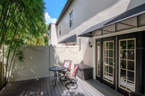 Townhouse in Tampa, Florida 2 bedrooms, 114.27 sq.m. № 1884187 - photo 26