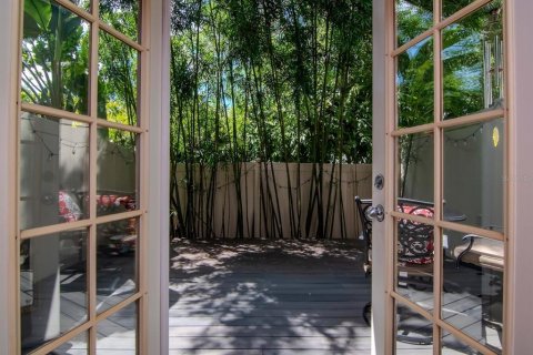 Townhouse in Tampa, Florida 2 bedrooms, 114.27 sq.m. № 1884187 - photo 23