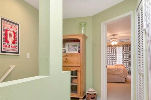 Townhouse in Tampa, Florida 2 bedrooms, 114.27 sq.m. № 1884187 - photo 15
