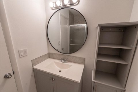 Casa en alquiler en Sarasota, Florida, 2 dormitorios, 102.19 m2 № 1917074 - foto 16