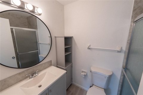 Casa en alquiler en Sarasota, Florida, 2 dormitorios, 102.19 m2 № 1917074 - foto 17