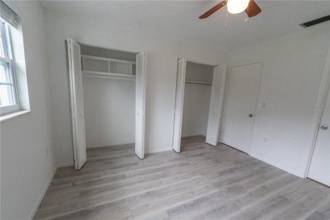 Casa en alquiler en Sarasota, Florida, 2 dormitorios, 102.19 m2 № 1917074 - foto 13