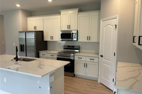 House in Homosassa, Florida 4 bedrooms, 184.88 sq.m. № 2118459 - photo 5