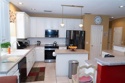 Casa en venta en Lake Mary, Florida, 4 dormitorios, 291.81 m2 № 2215091 - foto 25