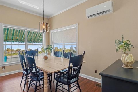 Villa ou maison à vendre à Bradenton, Floride: 4 chambres, 226.12 m2 № 2415436 - photo 8