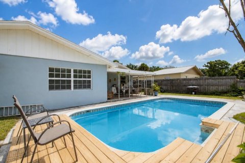 Villa ou maison à vendre à St. Lucie, Floride: 3 chambres, 216 m2 № 2183856 - photo 20