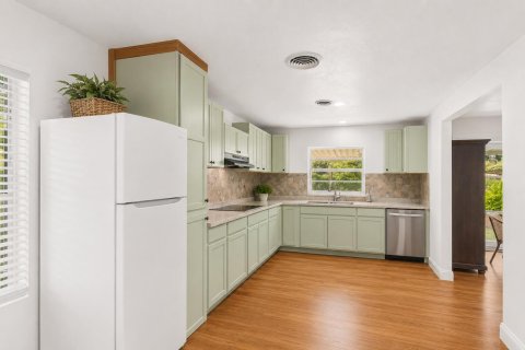 Villa ou maison à vendre à St. Lucie, Floride: 3 chambres, 216 m2 № 2183856 - photo 9