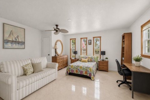 Villa ou maison à vendre à St. Lucie, Floride: 3 chambres, 216 m2 № 2183856 - photo 14