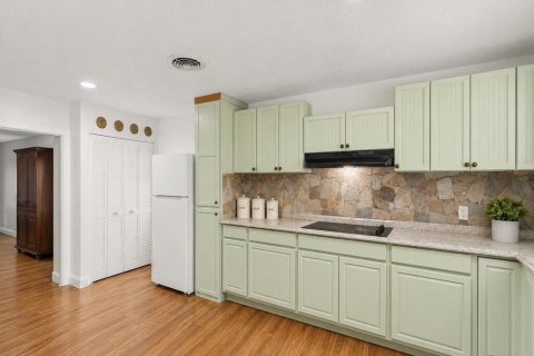 Villa ou maison à vendre à St. Lucie, Floride: 3 chambres, 216 m2 № 2183856 - photo 10