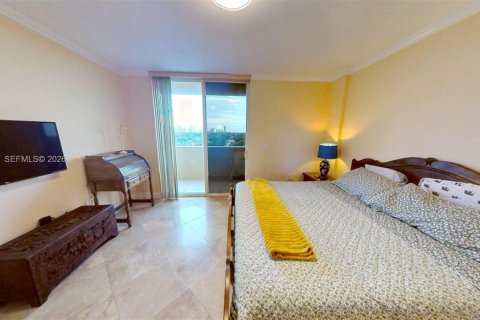 Купить кондоминиум в Майами, Флорида 2 спальни, 120.4м2, № 2049687 - фото 17
