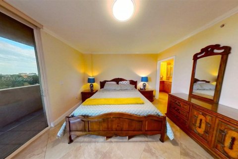 Купить кондоминиум в Майами, Флорида 2 спальни, 120.4м2, № 2049687 - фото 2