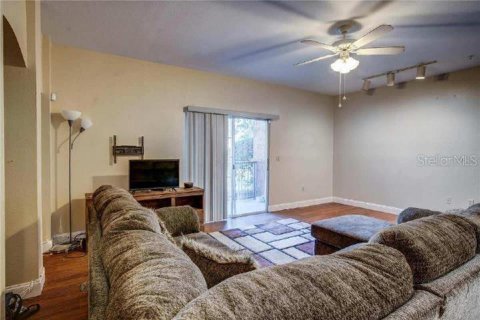 Condo in Lake Mary, Florida, 2 bedrooms  № 1720436 - photo 12