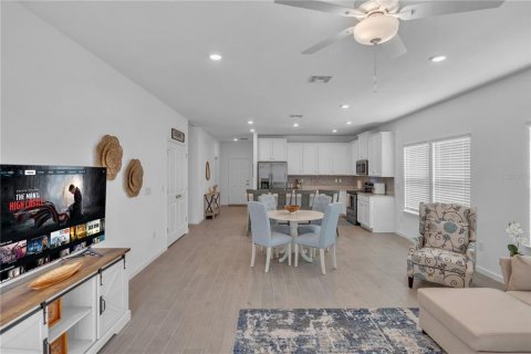 House in LIBERTY VILLAGE in Ocala, Florida 3 bedrooms, 159.05 sq.m. № 1518378 - photo 3