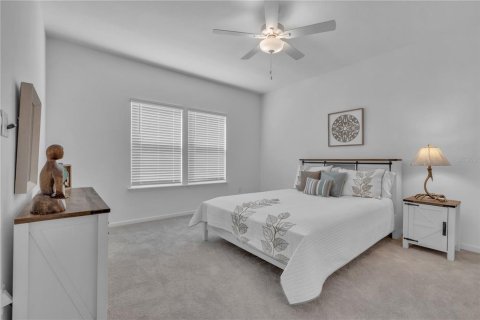 House in LIBERTY VILLAGE in Ocala, Florida 3 bedrooms, 159.05 sq.m. № 1518378 - photo 5