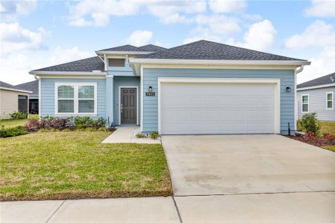 House in LIBERTY VILLAGE in Ocala, Florida 3 bedrooms, 159.05 sq.m. № 1518378 - photo 1