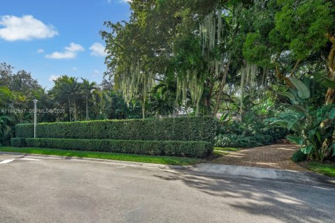 Casa en alquiler en Miami, Florida, 3 dormitorios, 231.98 m2 № 2054418 - foto 7