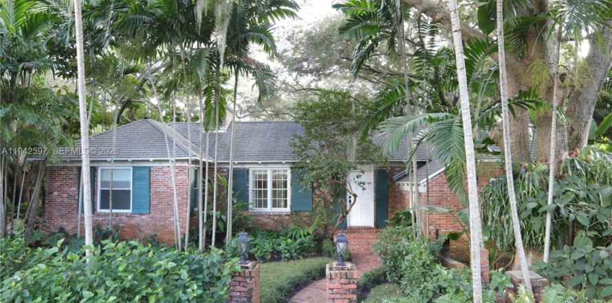 Casa en Miami, Florida 3 dormitorios, 231.98 m2 № 2054418