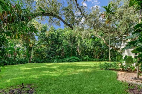 Casa en alquiler en Miami, Florida, 3 dormitorios, 231.98 m2 № 2054418 - foto 9