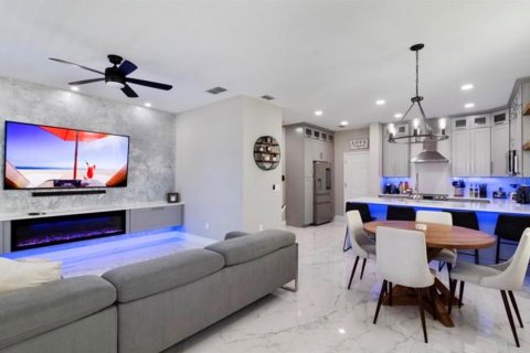 Touwnhouse à louer à Kissimmee, Floride: 3 chambres, 148.83 m2 № 2351640 - photo 9