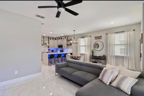Touwnhouse à louer à Kissimmee, Floride: 3 chambres, 148.83 m2 № 2351640 - photo 8