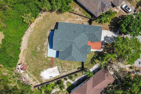 Villa ou maison à vendre à Tarpon Springs, Floride: 3 chambres, 158.68 m2 № 1608274 - photo 4