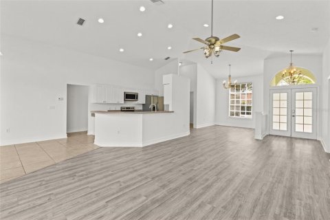 Villa ou maison à vendre à Tarpon Springs, Floride: 3 chambres, 158.68 m2 № 1608274 - photo 10