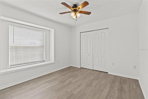 Villa ou maison à vendre à Tarpon Springs, Floride: 3 chambres, 158.68 m2 № 1608274 - photo 27