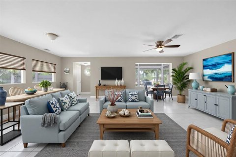 House in Fort Myers, Florida 3 bedrooms, 150.78 sq.m. № 1717330 - photo 7