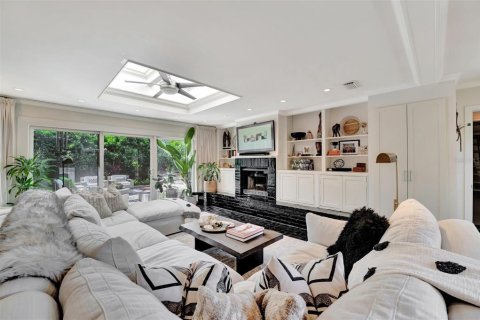 Casa en alquiler en Tampa, Florida, 3 dormitorios, 239.69 m2 № 1765918 - foto 10