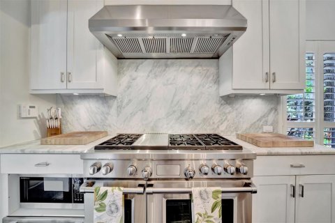 Casa en alquiler en Tampa, Florida, 3 dormitorios, 239.69 m2 № 1765918 - foto 17