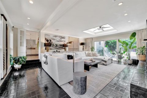 Casa en alquiler en Tampa, Florida, 3 dormitorios, 239.69 m2 № 1765918 - foto 9