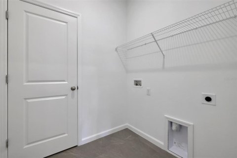 Casa en venta en Winter Haven, Florida, 4 dormitorios, 150.97 m2 № 1906680 - foto 19