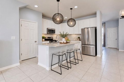 Touwnhouse à vendre à Apollo Beach, Floride: 3 chambres, 175.77 m2 № 2389071 - photo 7